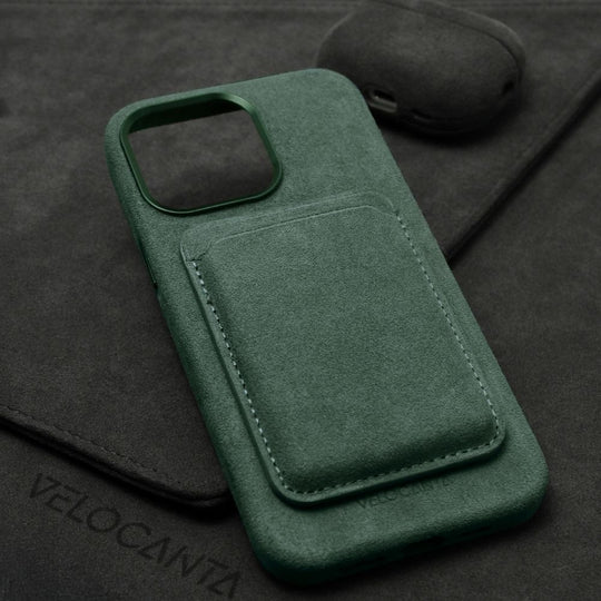 iPhone 15 Pro - Alcantara Case - British Racing Green